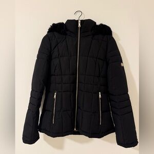 Calvin Klein women's black faux-fur-trimmed hooded puffer jacket - small